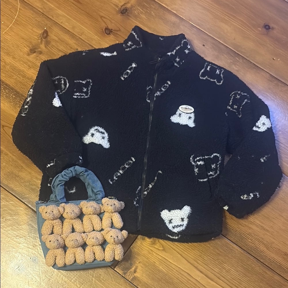 B&W Cartoon Teddy Bear 🧸 Print Fleece Jacket with Matching Teddy Bear 🧸 Bag